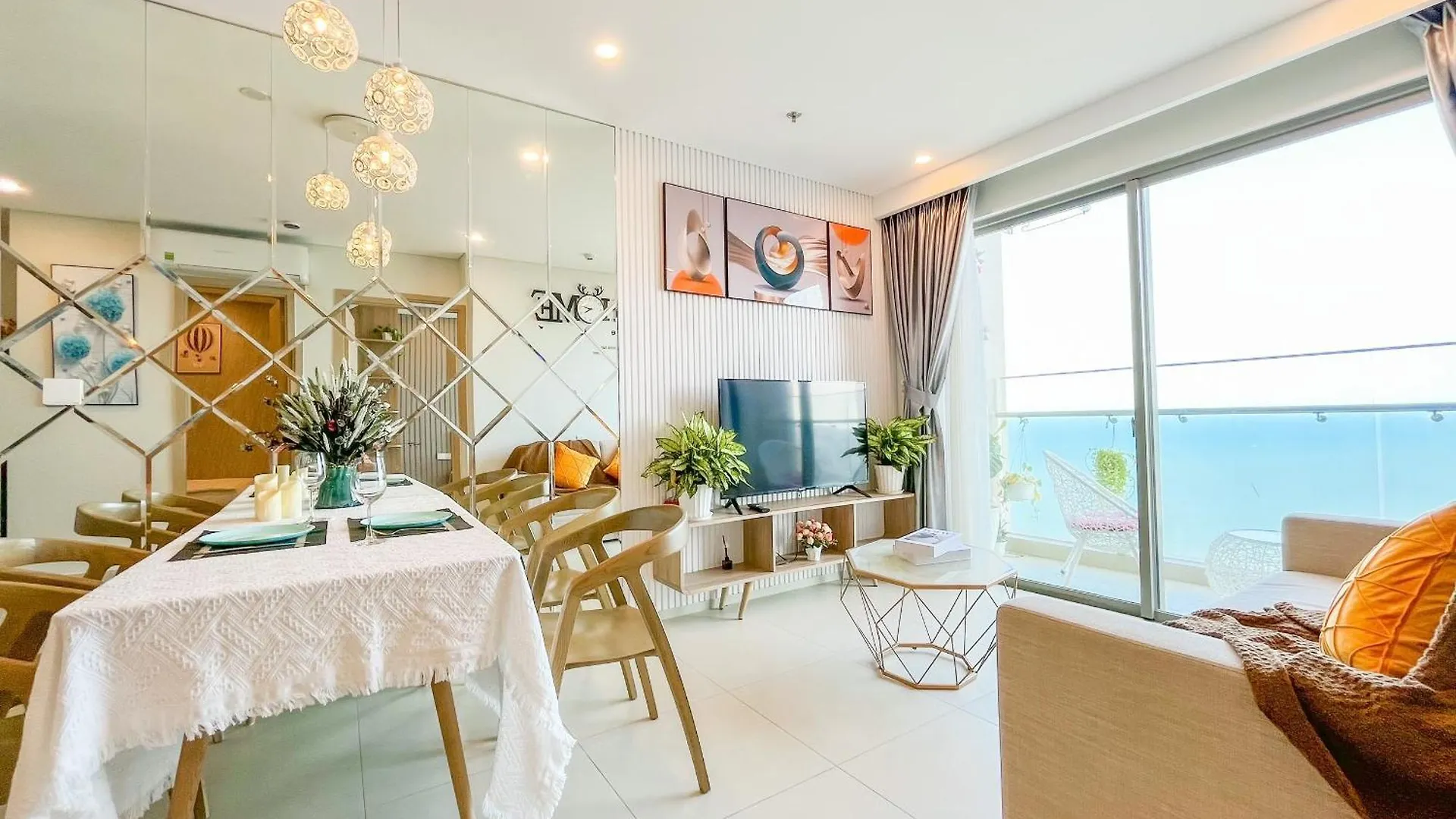 Song Homestay-The Song Apartment Vung Tau Nghi Duong Bien Cao Cap 5 Sao- The Song Vung Tau Condotel 5 Star Beach View Apartment 0*,  Vietnam