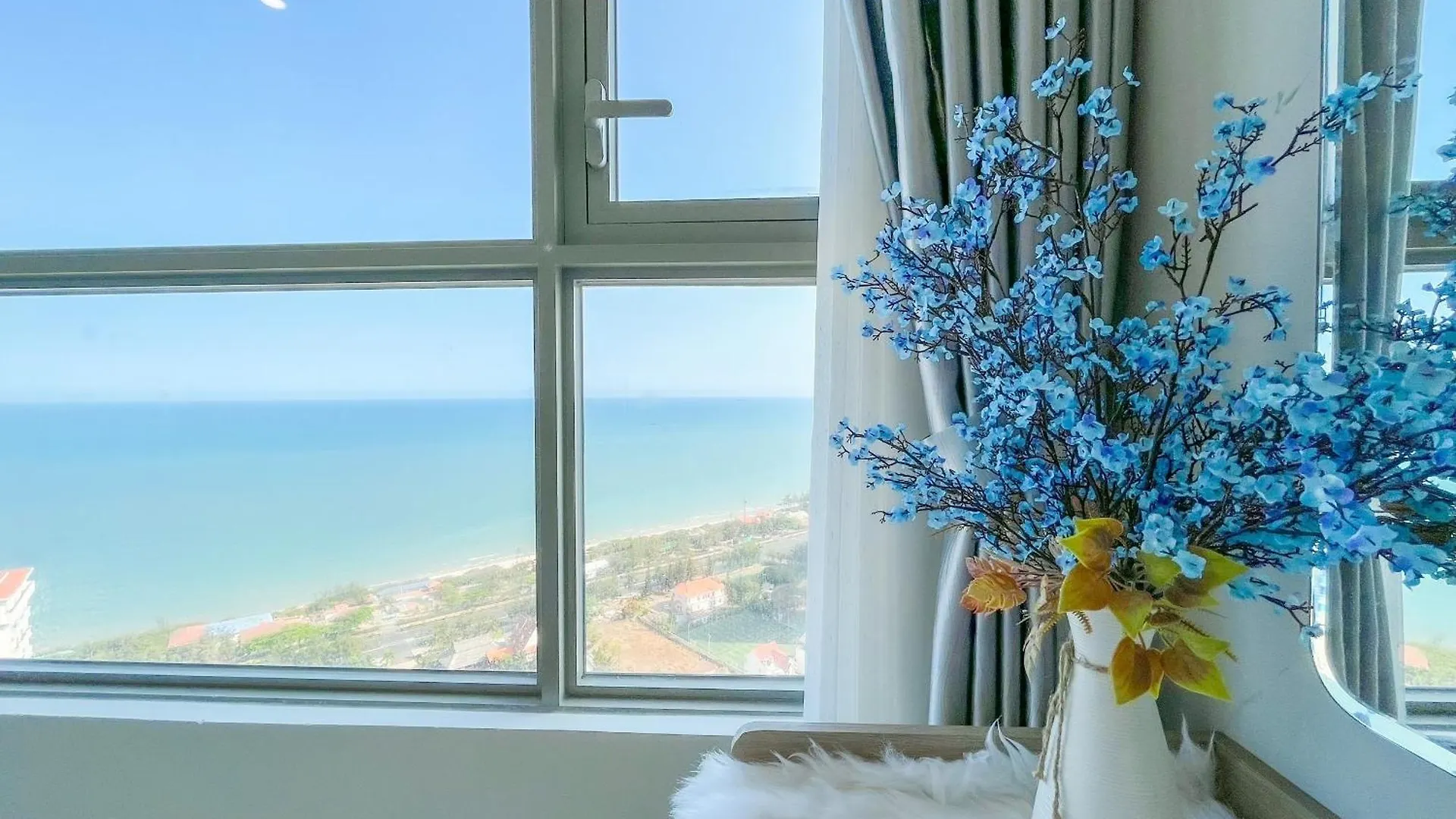Song Homestay-The Song Apartment Vung Tau Nghi Duong Bien Cao Cap 5 Sao- The Song Vung Tau Condotel 5 Star Beach View Apartment