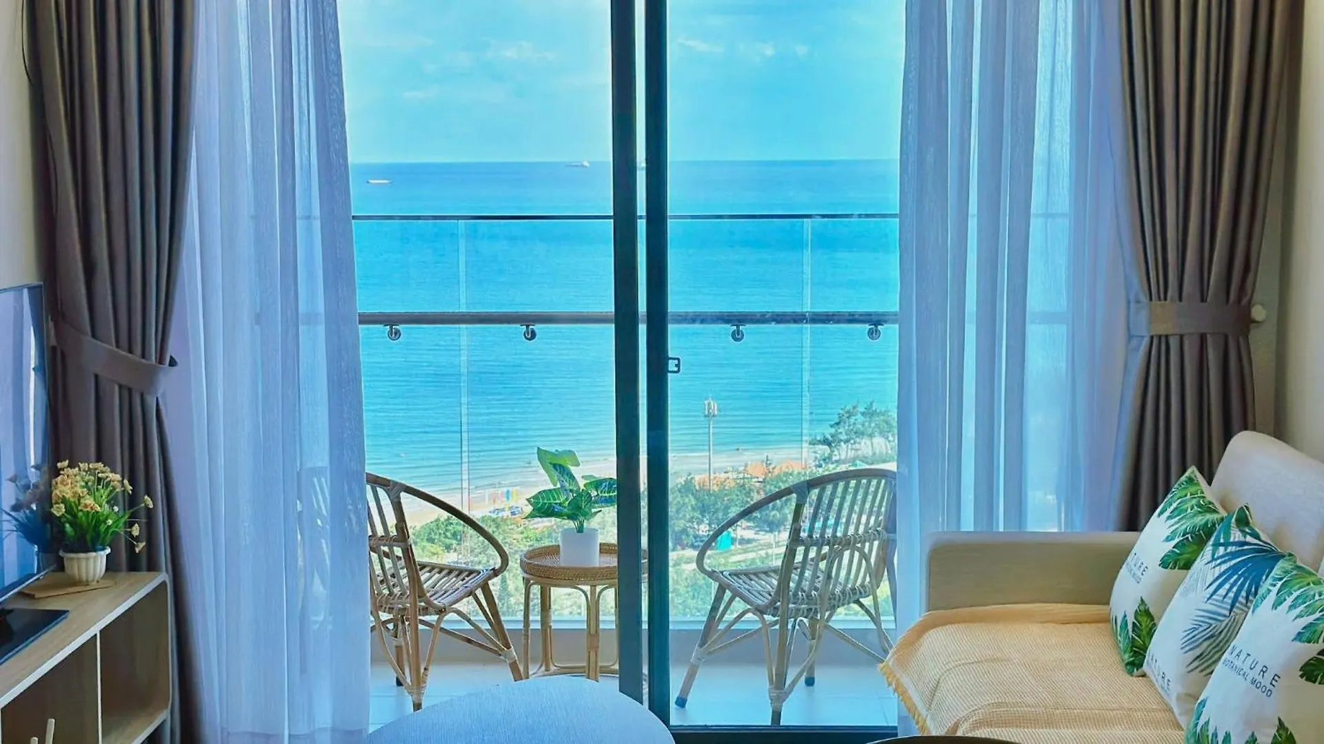 Song Homestay-The Song Apartment Vung Tau Nghi Duong Bien Cao Cap 5 Sao- The Song Vung Tau Condotel 5 Star Beach View Apartment