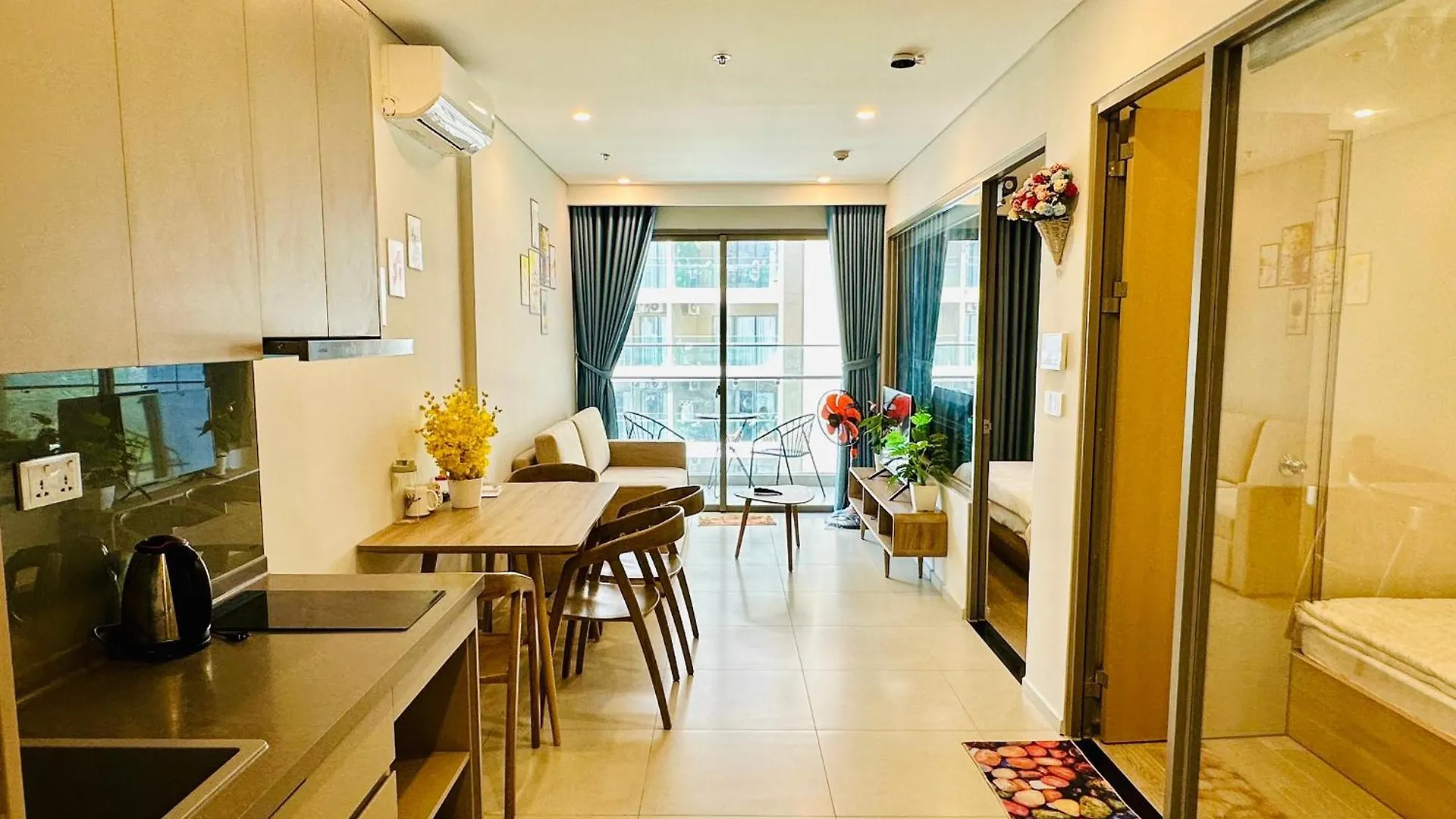 Song Homestay-The Song Apartment Vung Tau Nghi Duong Bien Cao Cap 5 Sao- The Song Vung Tau Condotel 5 Star Beach View Apartment Vietnam